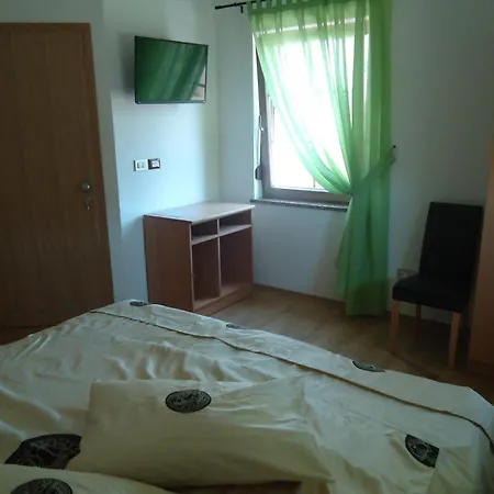 Pensjonat Lipizzaner Postojna