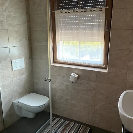 Lipizzaner Konukevi Postojna